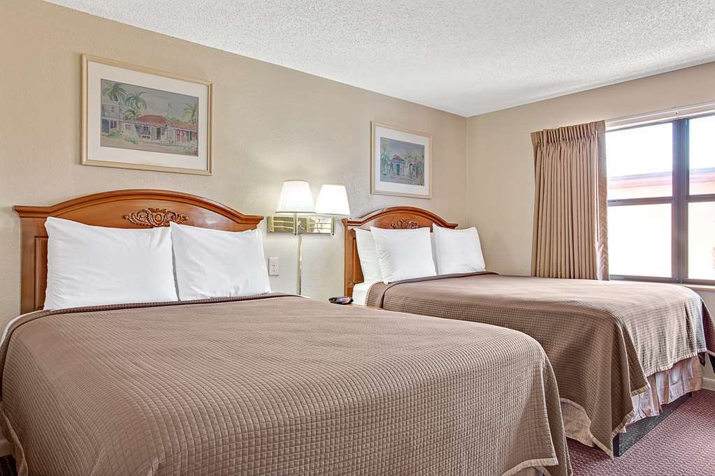 Ramada By Wyndham Murfreesboro Quarto foto